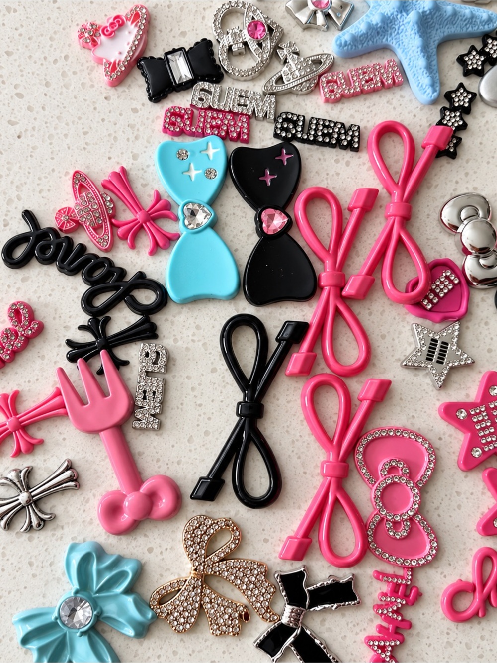 Mix Charm Set - Pink, Black, Blue Accessories Any mix of 15 pieces